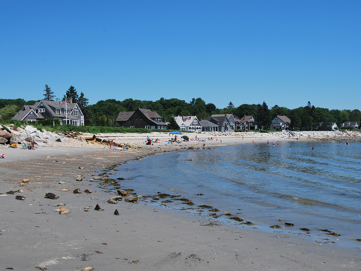 On the Water in Maine Vacation Rental Homes